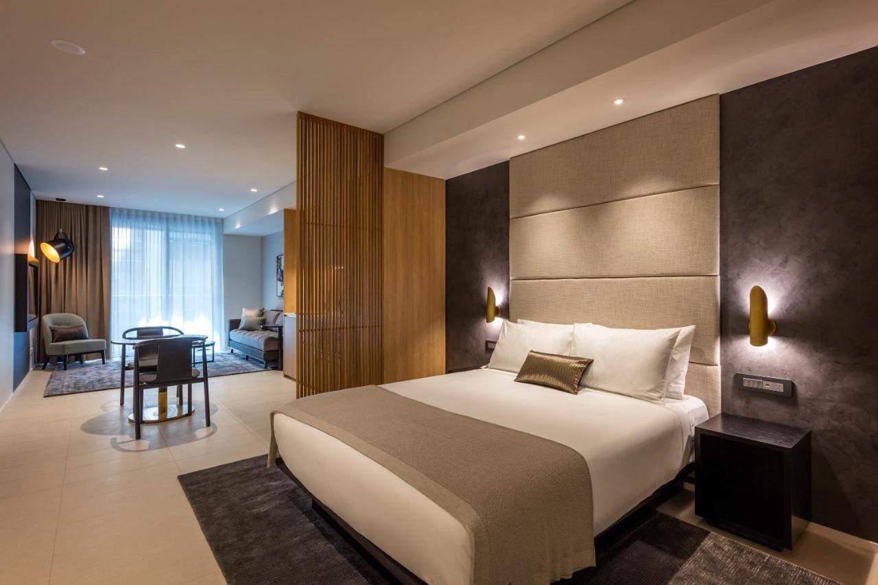 Skye Suites Sydney Sidney Exterior foto A bedroom at the hotel